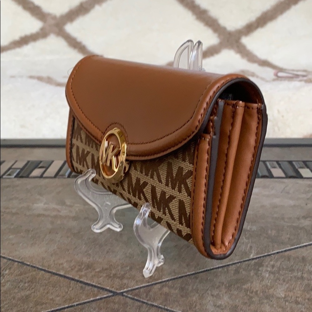 MICHAEL KORS FULTON LG FLP CONTINENTAL WALLET - Picture 2 of 16
